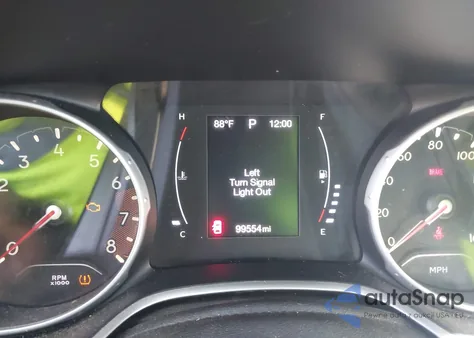 2018 Jeep Compass Sport Fwd из США, поврежденный, VIN 3C4NJCAB0JT338622